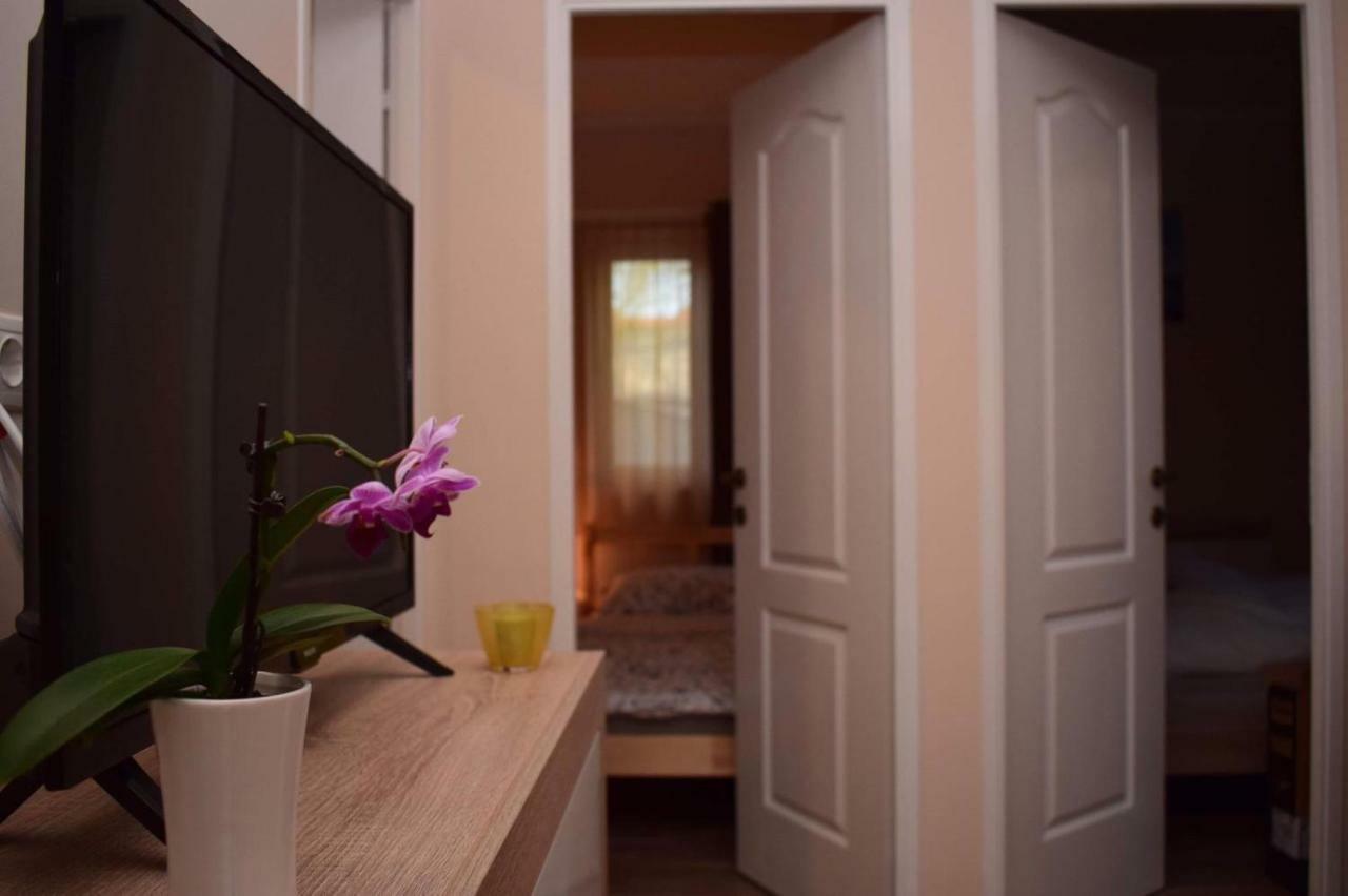 Vadszolo Apartman บาลาตอนมารีอาเฟือร์เดอ ภายนอก รูปภาพ