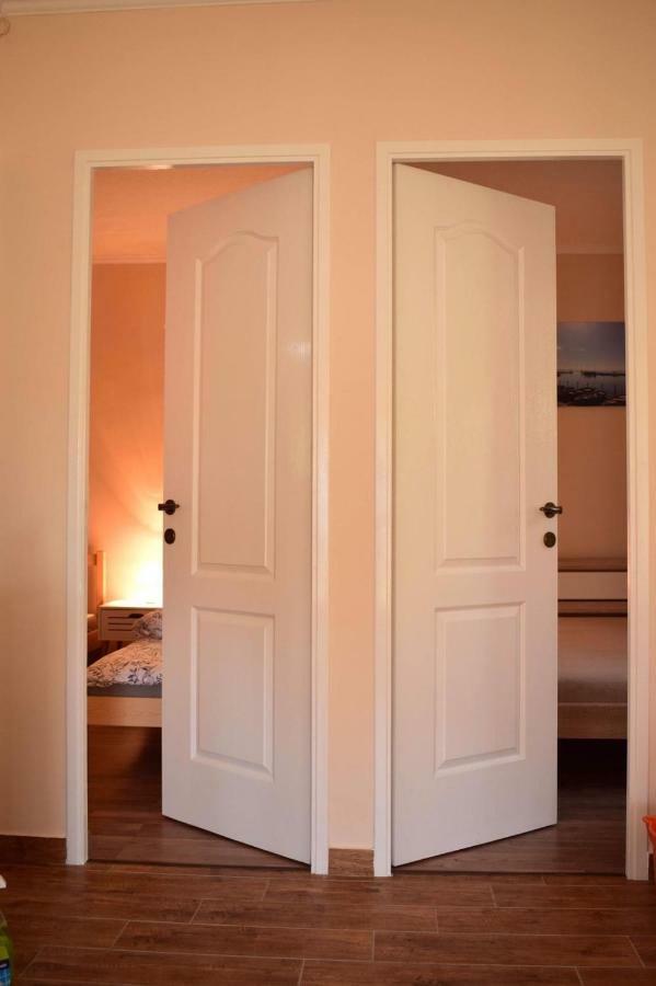 Vadszolo Apartman บาลาตอนมารีอาเฟือร์เดอ ภายนอก รูปภาพ