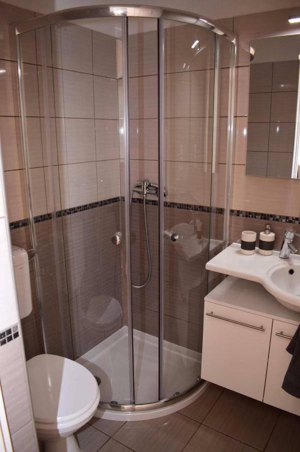 Vadszolo Apartman บาลาตอนมารีอาเฟือร์เดอ ภายนอก รูปภาพ